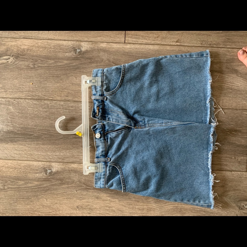 Brandy Melville Skirt